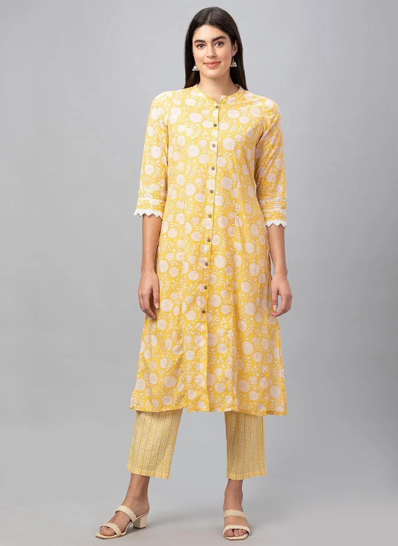 جلو باص Globus Women Floral Printed Pure Cotton Kurta With Trousers